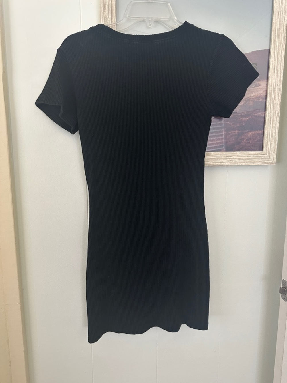 Size Medium Ally. Black Ribbed Short Sleeve Mini Dress - Picture 4 of 4
